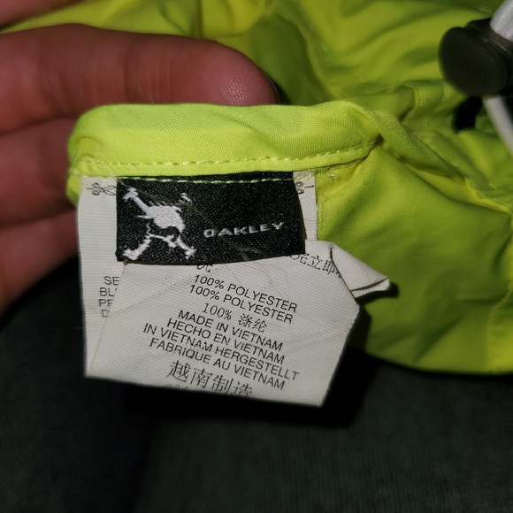 Oakley jacket - Picture 3 of 3
